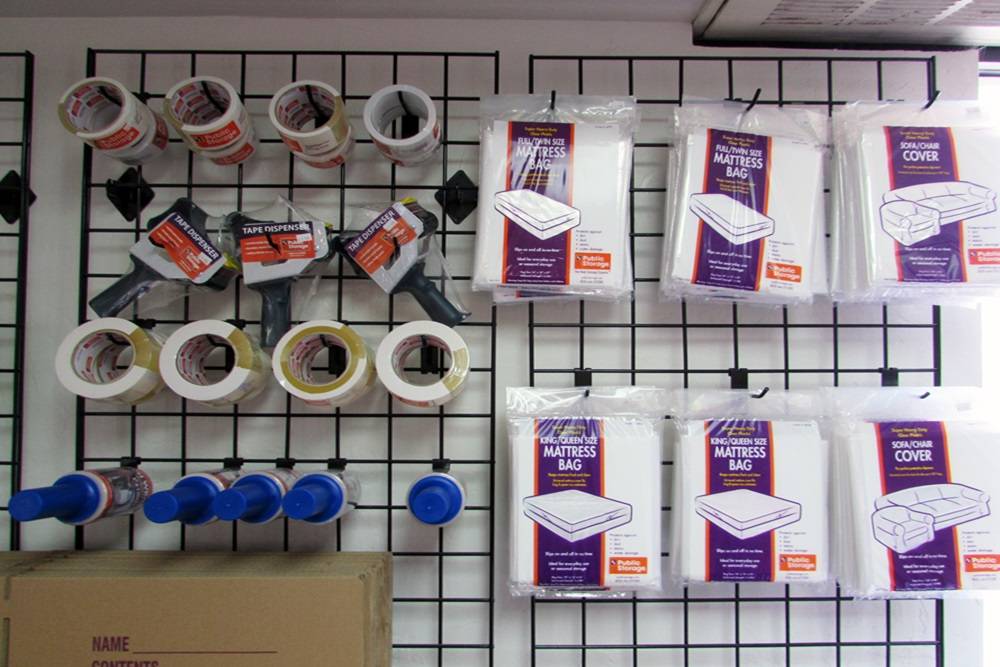 Public Storage | 6875 E Becker Ln, Scottsdale, AZ 85254, USA | Phone: (480) 447-2403
