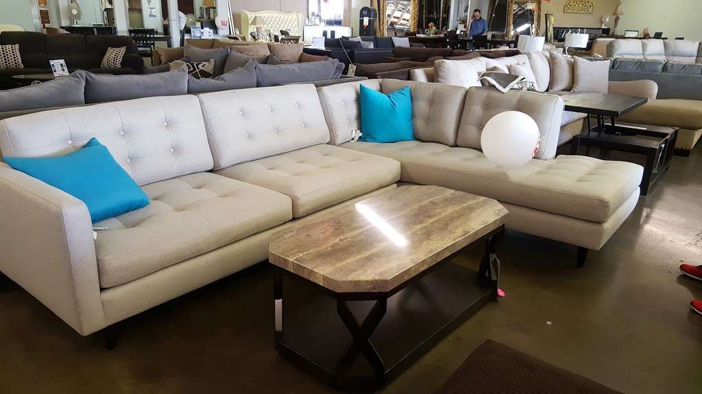 Los Angeles Furniture Online | 6241 Telegraph Rd, Commerce, CA 90040, USA | Phone: (323) 728-1638