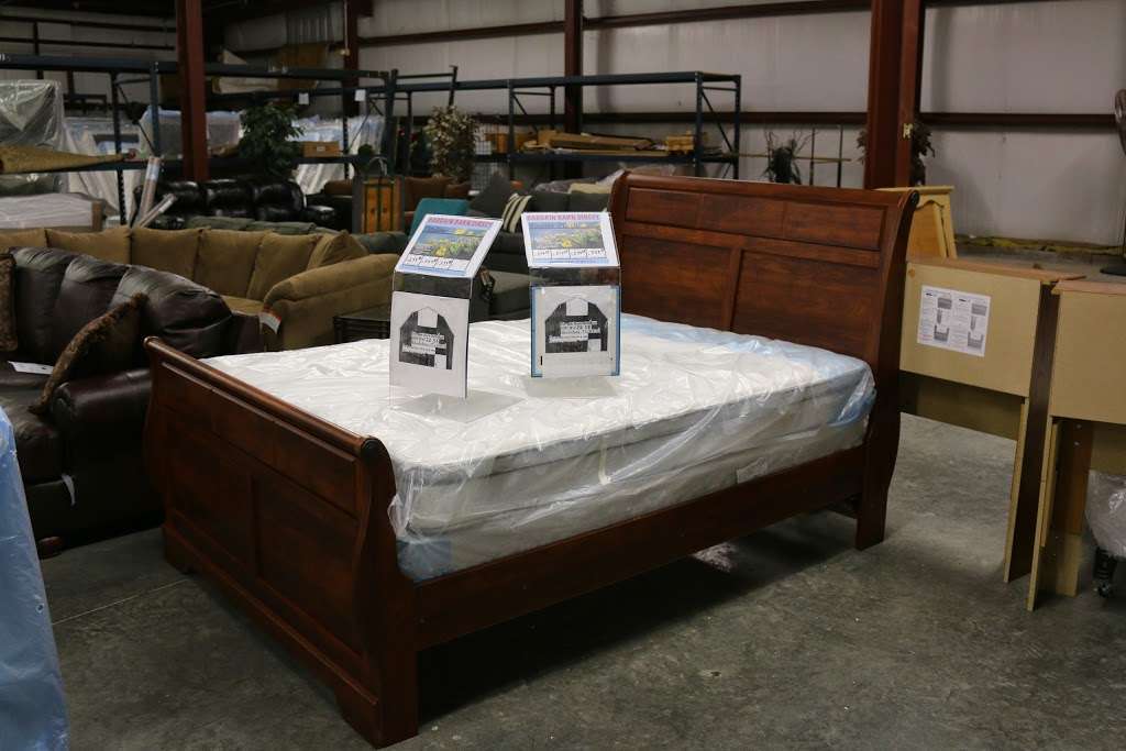 Bargain Barn Furniture | 100 NW 72nd St, Kansas City, MO 64118 | Phone: (816) 436-5255