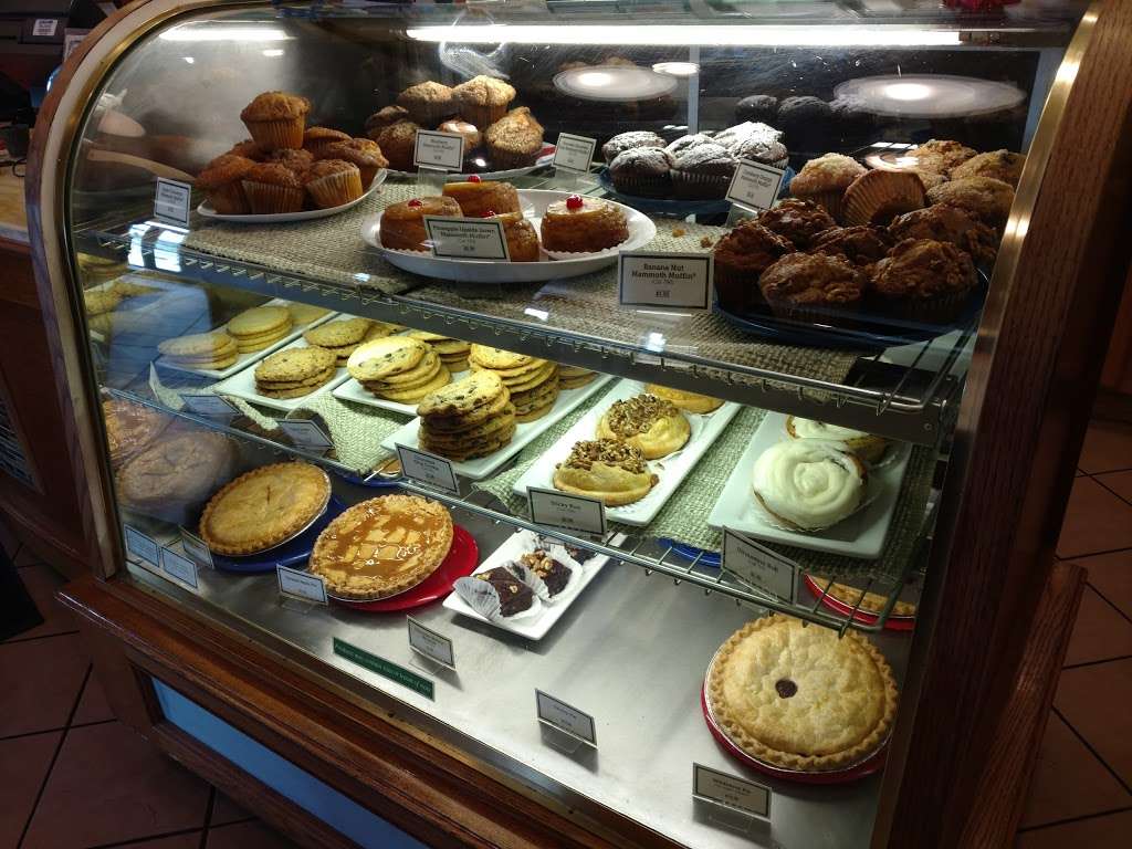 Perkins Restaurant & Bakery | 300 Eisenhower Dr, Hanover, PA 17331, USA | Phone: (717) 630-2990