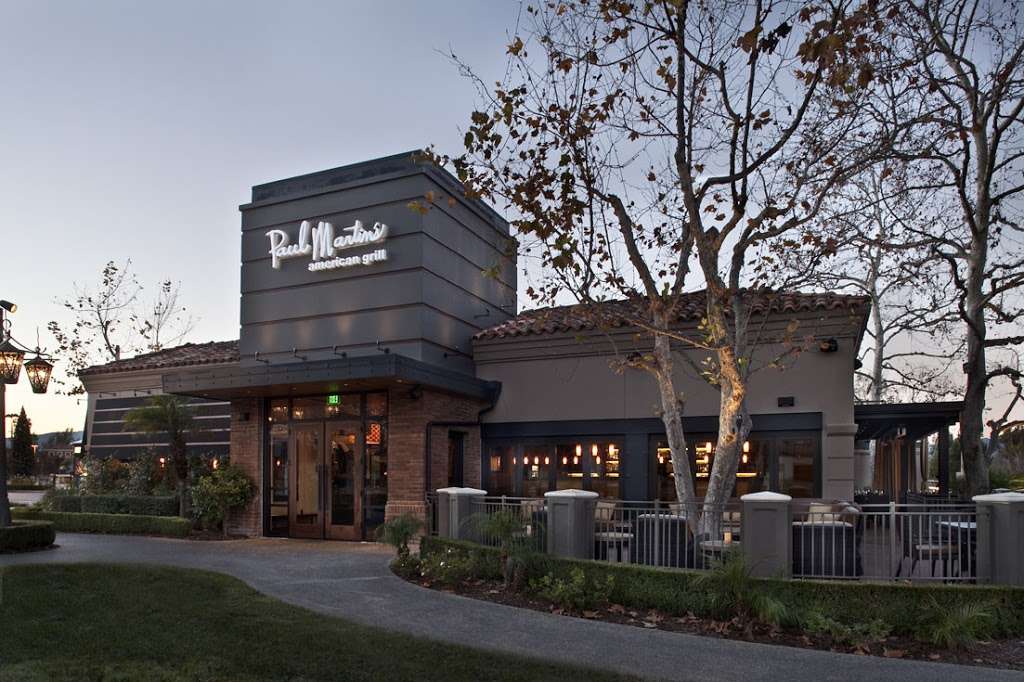 Paul Martins American Grill | 100 S Westlake Blvd, Westlake Village, CA 91362 | Phone: (805) 373-9300