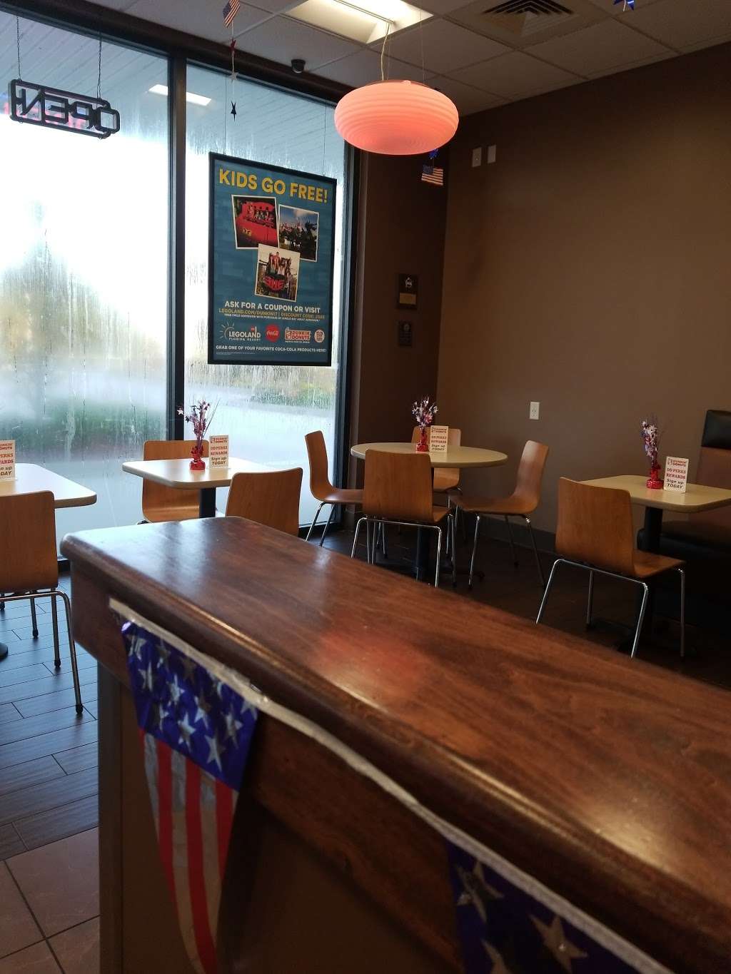 Dunkin Donuts | 1421 S Narcoossee Rd, St Cloud, FL 34771, USA | Phone: (407) 891-0808