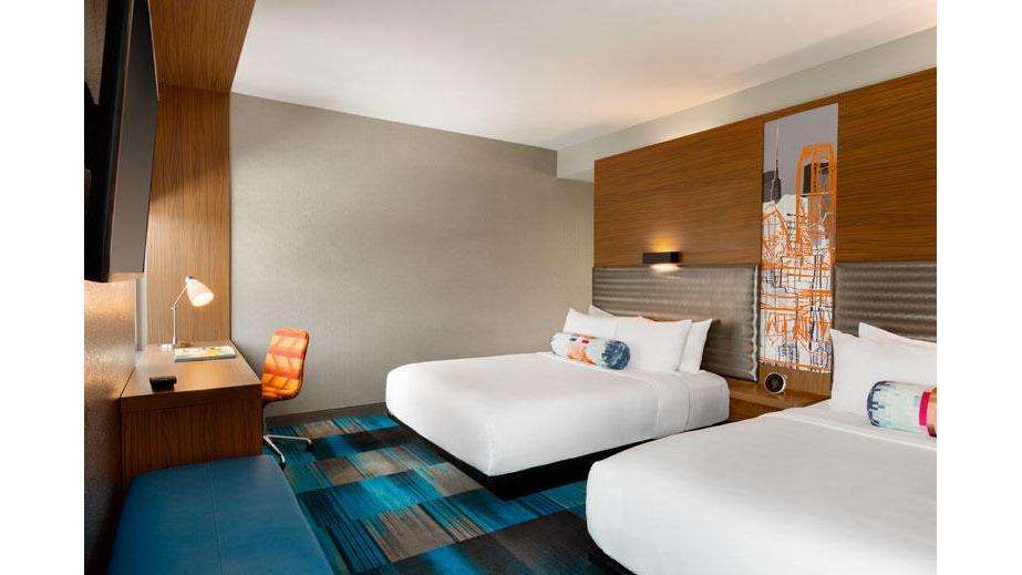 Aloft Dallas Love Field | 2333 W Mockingbird Ln, Dallas, TX 75235, USA | Phone: (214) 358-7575