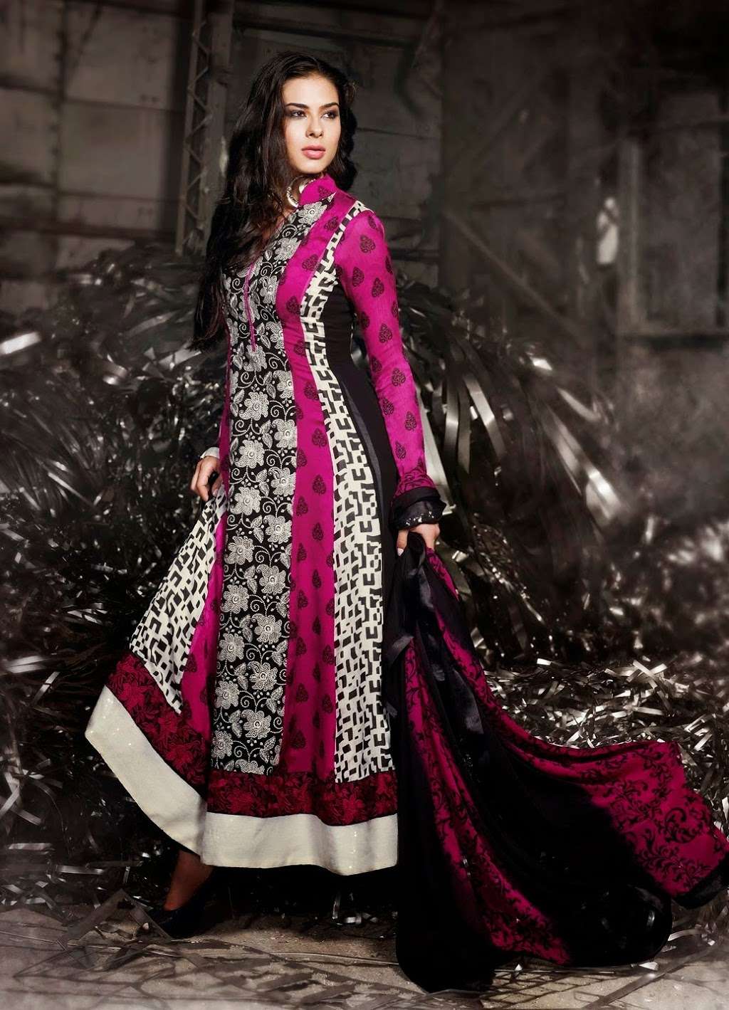 Shaaliya Collections | 8 Meadowvale Rd, Burlington, MA 01803, USA | Phone: (617) 780-1922