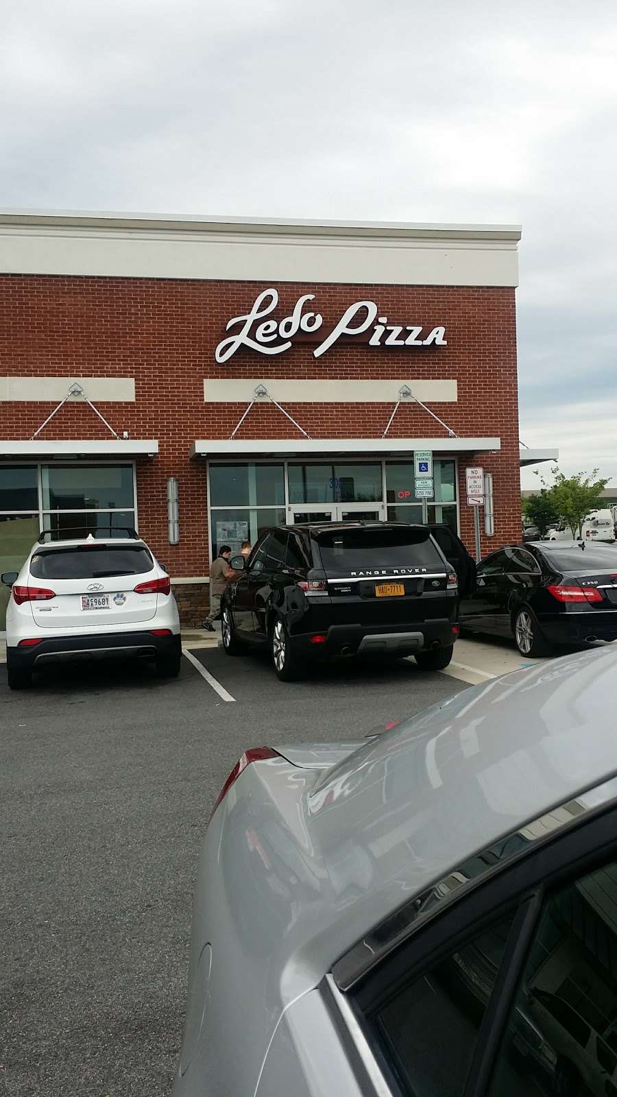 Ledo Pizza | 1703 Ritchie Station Ct #500, Capitol Heights, MD 20743, USA | Phone: (301) 636-3900