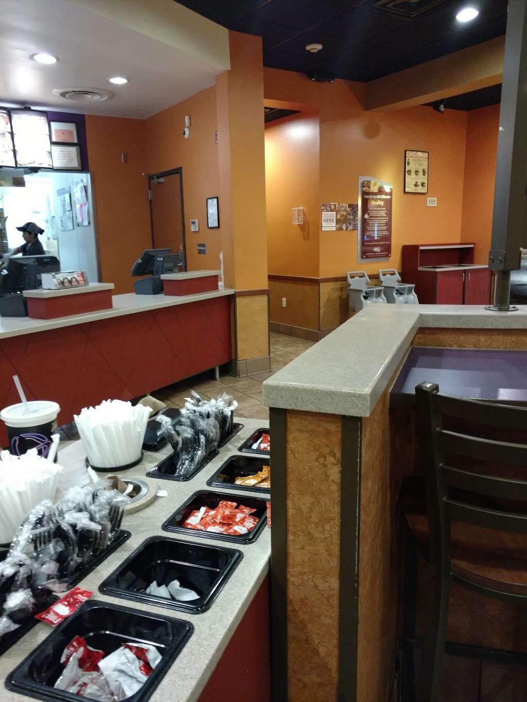 Taco Bell | 1898 New York Ave, Huntington Station, NY 11746, USA | Phone: (631) 427-7633