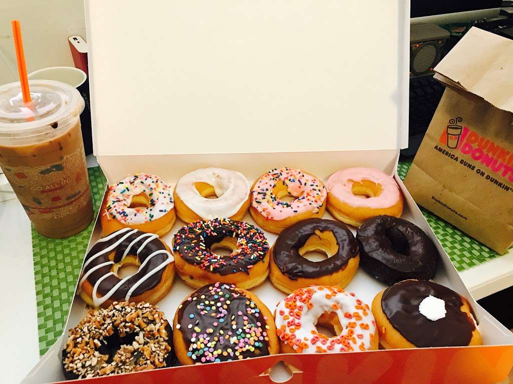 Dunkin Donuts | 861 E State Rd 434 #1055, Winter Springs, FL 32708, USA | Phone: (407) 542-0360