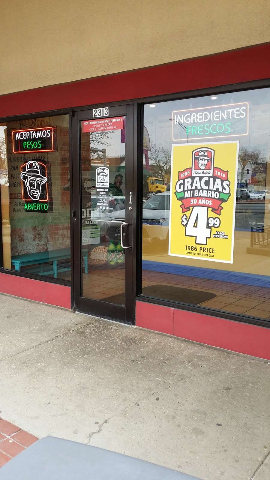 Pizza Patron | 2313 S Cicero Ave, Cicero, IL 60804, USA | Phone: (708) 652-5352