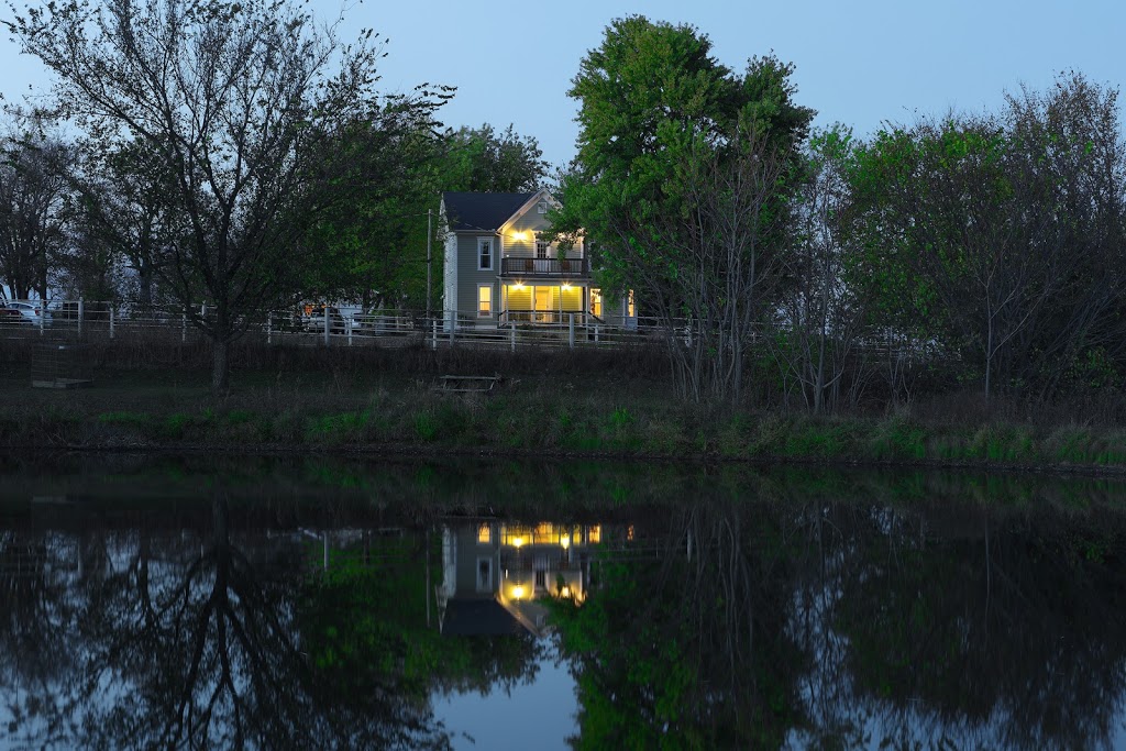 Netherfield Natural Farm Bed & Breakfast | 24126 KS-7, Fontana, KS 66026, USA | Phone: (202) 487-6742