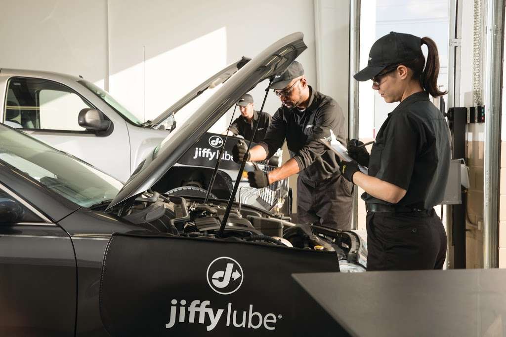 Jiffy Lube | 1311 Blackwood Clementon Rd, Clementon, NJ 08021, USA | Phone: (856) 782-8774