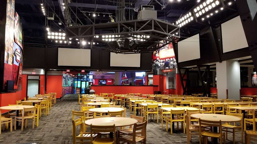 ESPN Wide World of Sports Grill | 700 S Victory Way, Kissimmee, FL 34747, USA | Phone: (407) 939-3463