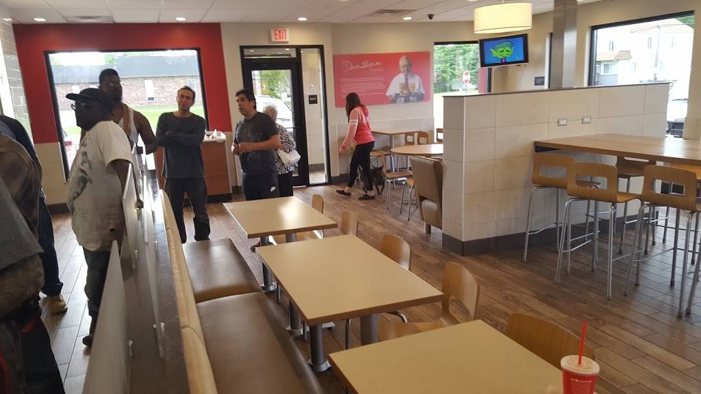 Wendys | 3055 Sullivant Ave, Columbus, OH 43204, USA | Phone: (614) 279-9940