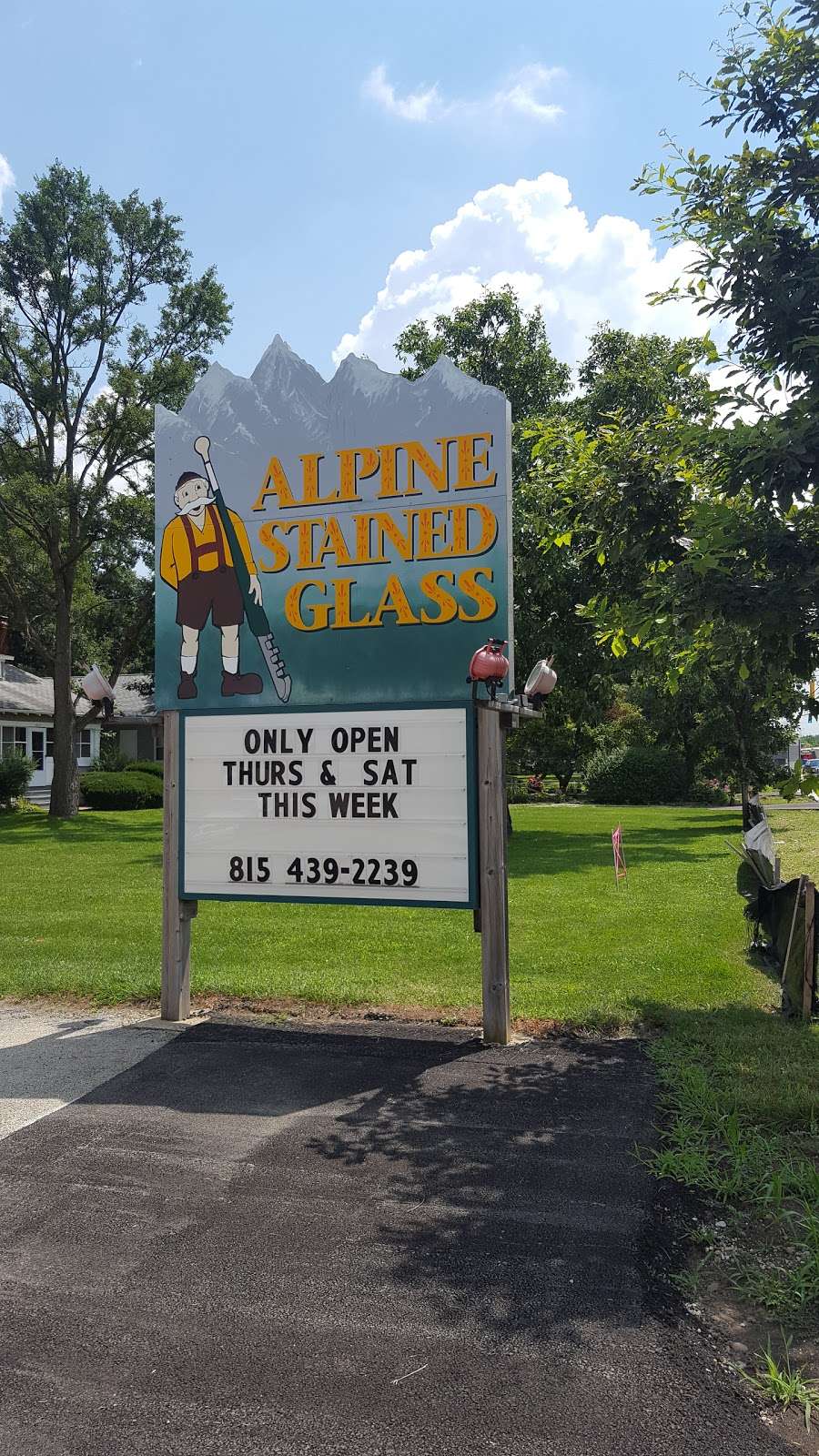 Alpine Stained Glass Inc | 16151 S Lincoln Hwy, Plainfield, IL 60586, USA | Phone: (815) 439-2239