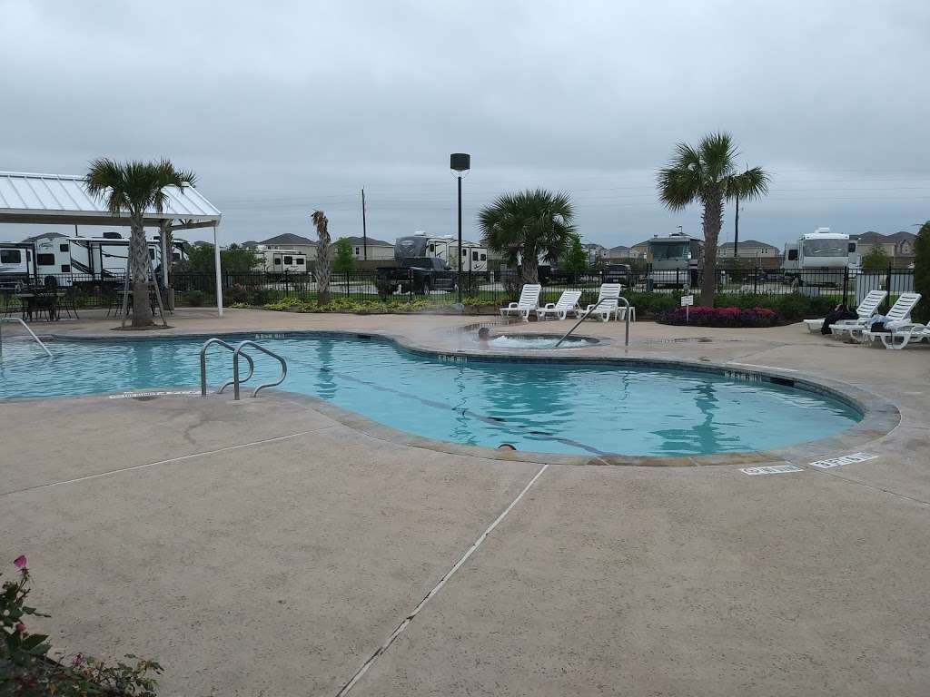 Mont Belvieu RV Resort | 6103 S Farm-to-Market 565 Rd, Cove, TX 77523, USA | Phone: (832) 902-2200