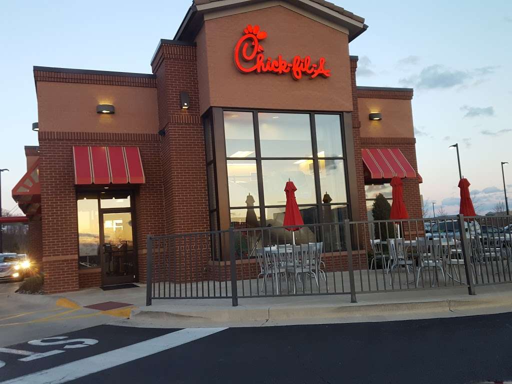 Chick-fil-A | 44835 Lakeview Overlook Plaza, Ashburn, VA 20147 | Phone: (703) 723-6172
