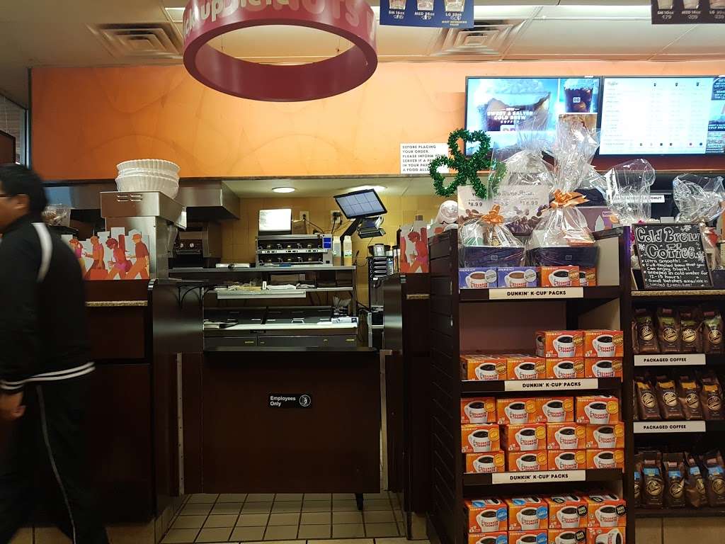 Dunkin | 364 Main St, Belleville, NJ 07109, USA | Phone: (973) 759-3383