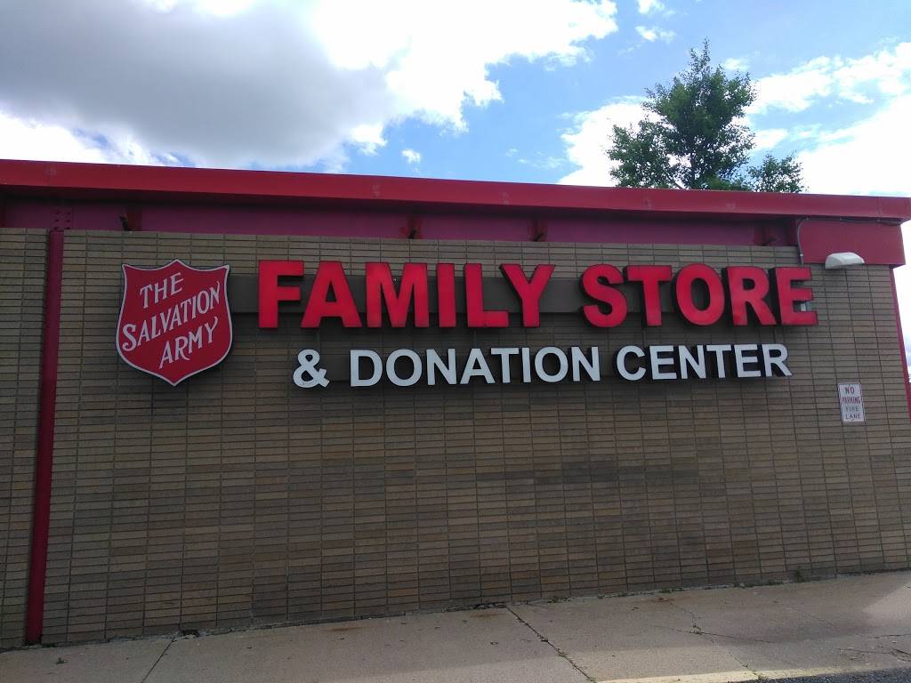 The Salvation Army Family Store & Donation Center | 1000 E Moore Lake Dr, Fridley, MN 55432, USA | Phone: (763) 571-9988