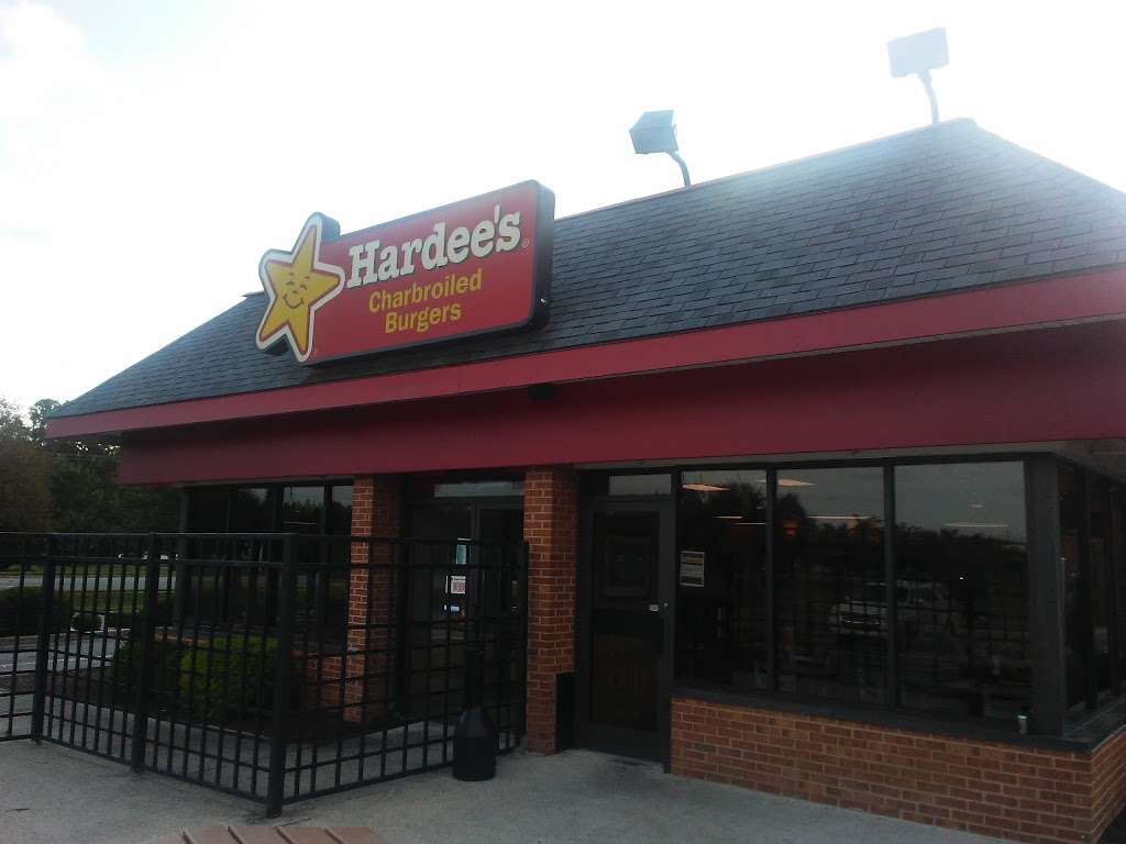 Hardees | 50 Greentree Dr, Dover, DE 19904, USA | Phone: (302) 674-8335