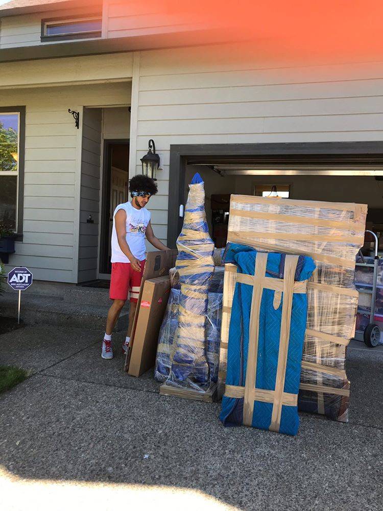 Huskies Movers | 5309 12th Ave S, Seattle, WA 98108, USA | Phone: (206) 946-5993