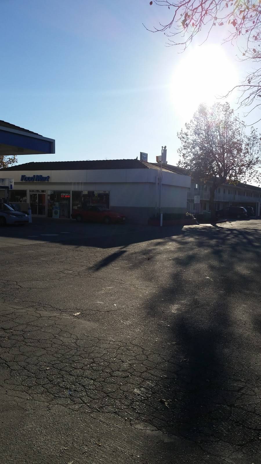 Chevron | 30151 Industrial Pkwy SW, Hayward, CA 94544, USA | Phone: (209) 634-3098