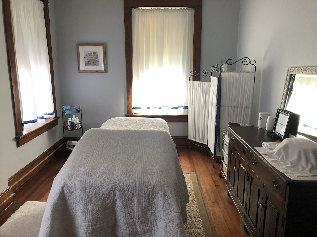 Healing Hands Massage and Skin Care | 11834 Old National Pike, New Market, MD 21774, USA | Phone: (410) 259-2859