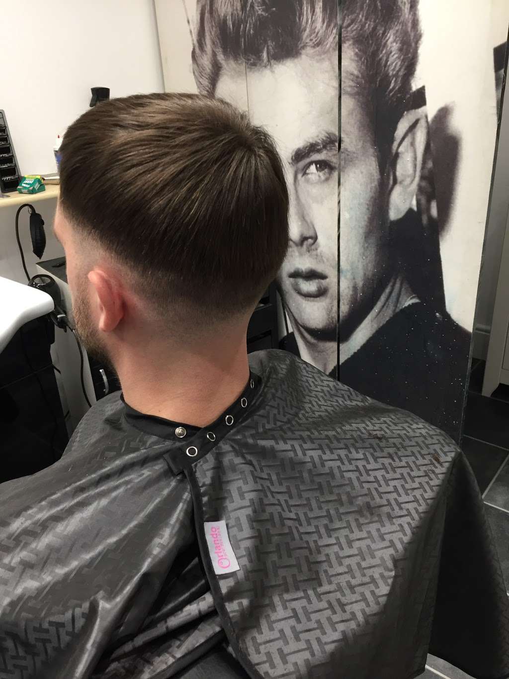 Colney Barbers | 147 High St, London Colney, St Albans AL2 1RJ, UK