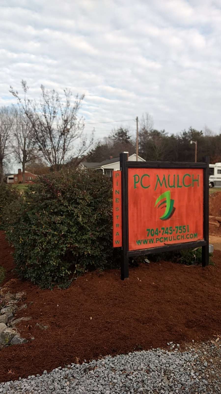 PC Mulch | E, 5528 NC-150, Lincolnton, NC 28092 | Phone: (704) 745-7551