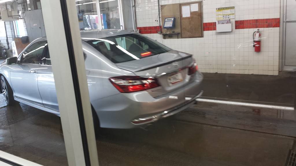 Paradise Full Service Car Wash & Detail Center | 9201 Lyndale Ave S, Minneapolis, MN 55420, USA | Phone: (952) 888-5388