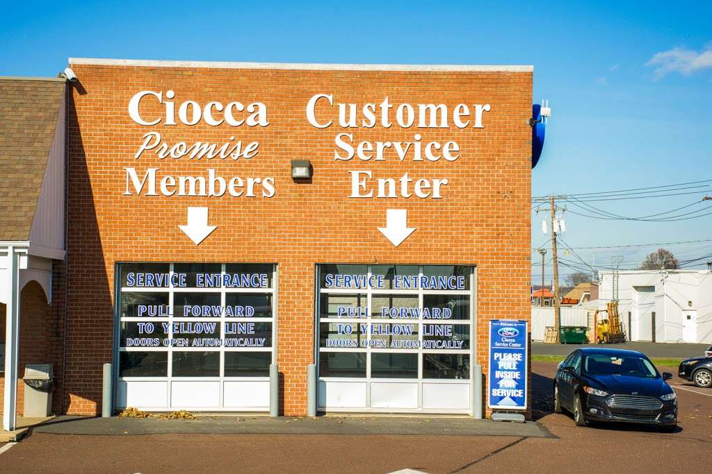 Ciocca Ford of Quakertown | 321 S West End Blvd, Quakertown, PA 18951, USA | Phone: (215) 536-8600