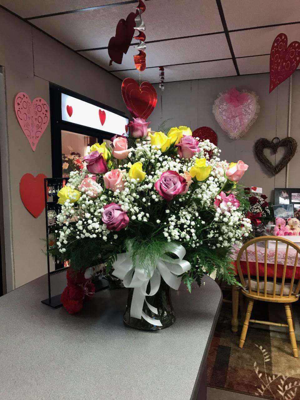 Fire & Ice Florist | 1574 Lakeland Dr, Scott, PA 18433, USA | Phone: (570) 254-6316