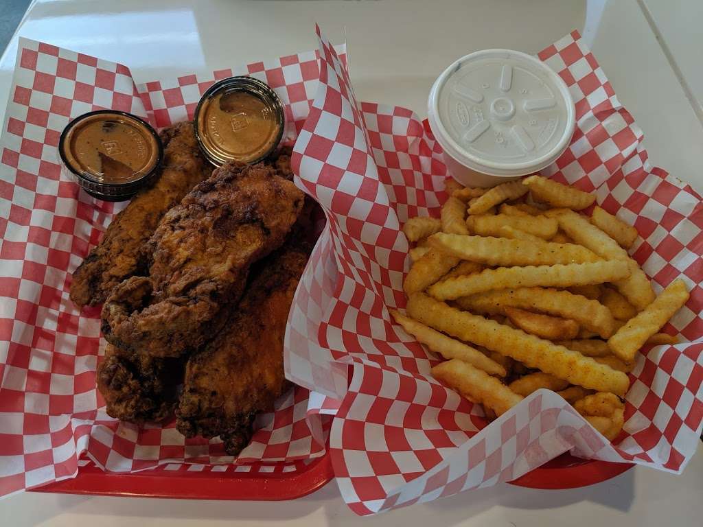 The Kluckin’ Chicken | 13328 Burbank Blvd, Sherman Oaks, CA 91401, USA | Phone: (818) 582-3222