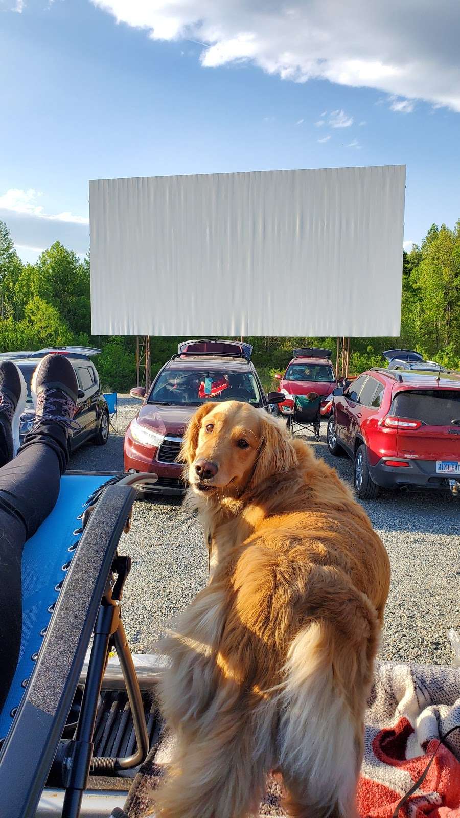 Goochland Drive-In Theater | 4344 Old Fredericksburg Rd, Hadensville, VA 23067, USA | Phone: (804) 457-3456