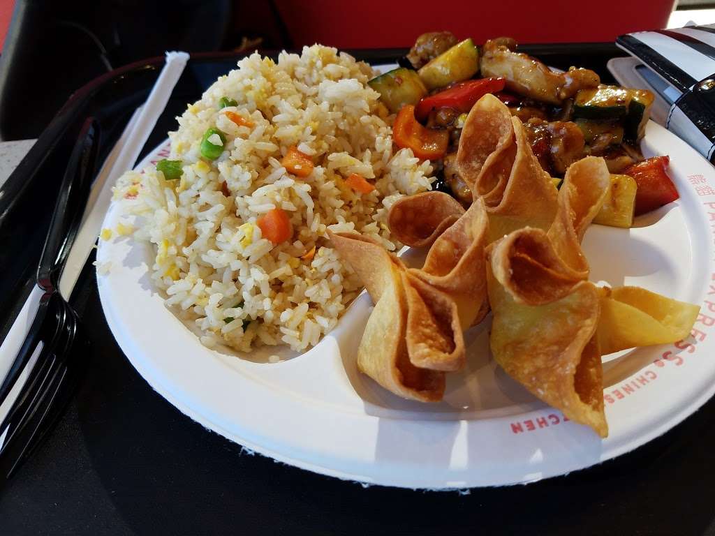 Panda Express | 19 E Crosstimbers St, Houston, TX 77022, USA | Phone: (713) 742-0996