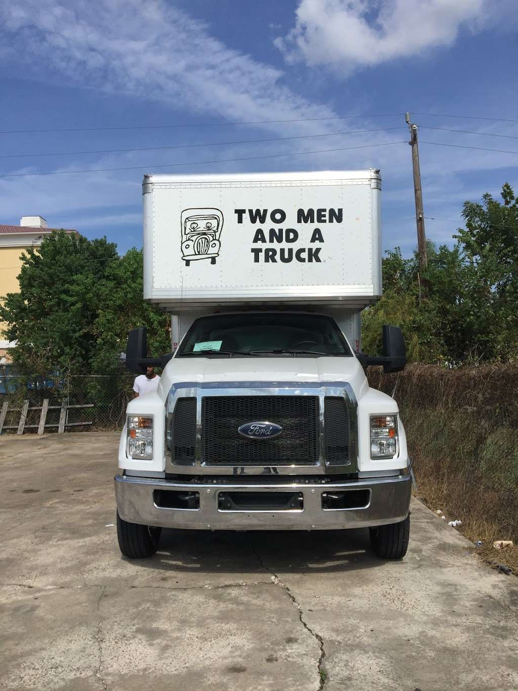 Two Men and a Truck | 1706 Mykawa Rd, Pearland, TX 77581, USA | Phone: (281) 747-5912