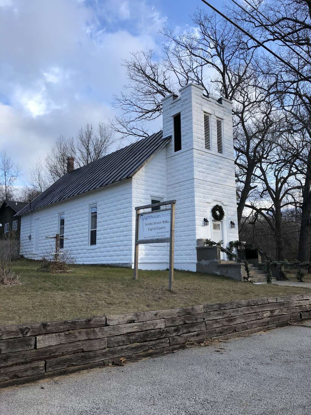 Lighthouse Church | 1749 Maple Ln, Benton Harbor, MI 49022 | Phone: (269) 363-3721