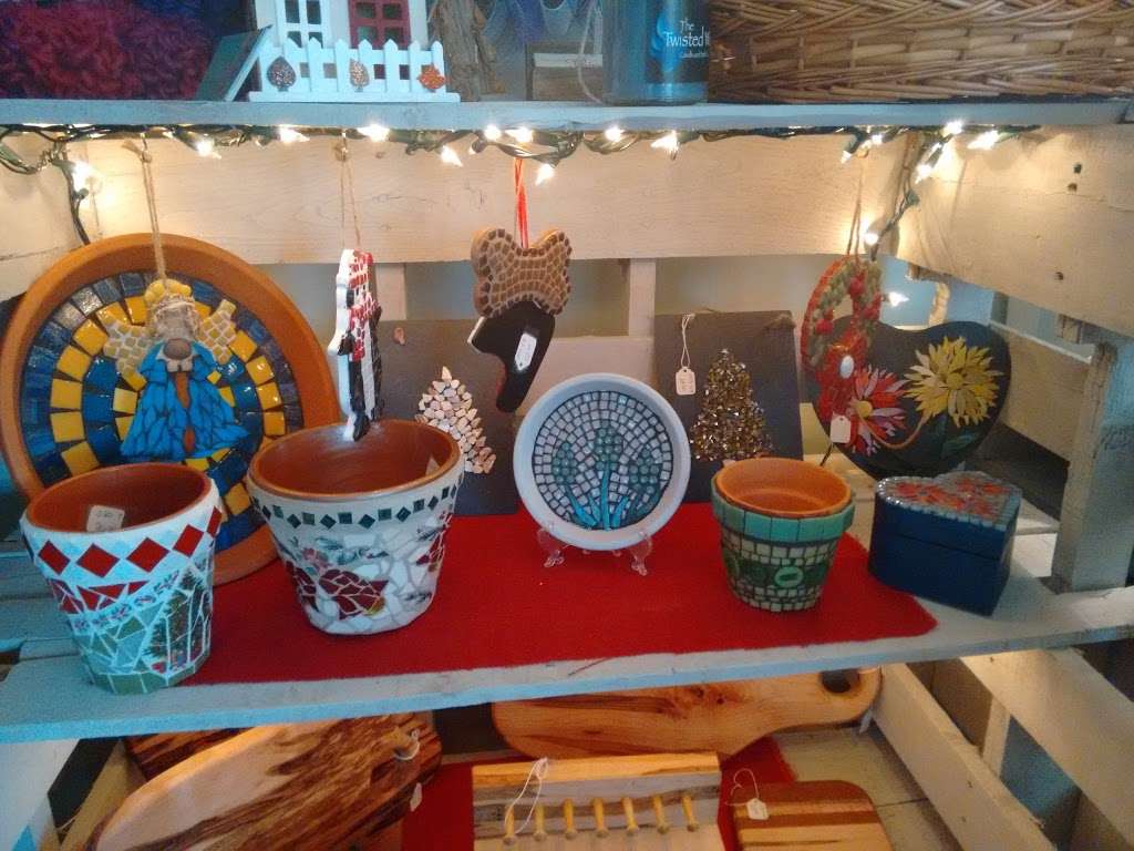 New Hope Greenhouses and Garden Center | 2703 Beaty Rd, Gastonia, NC 28056, USA | Phone: (704) 824-1799