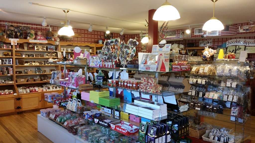 Skips Candy Corner | 27 Peddlers Village, Lahaska, PA 18931, USA | Phone: (215) 794-8087
