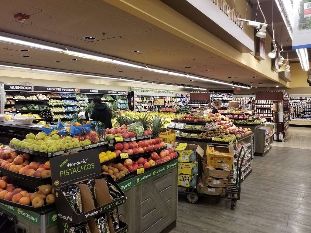 Safeway | 7900 Fort Hunt Rd, Alexandria, VA 22308 | Phone: (703) 765-0924