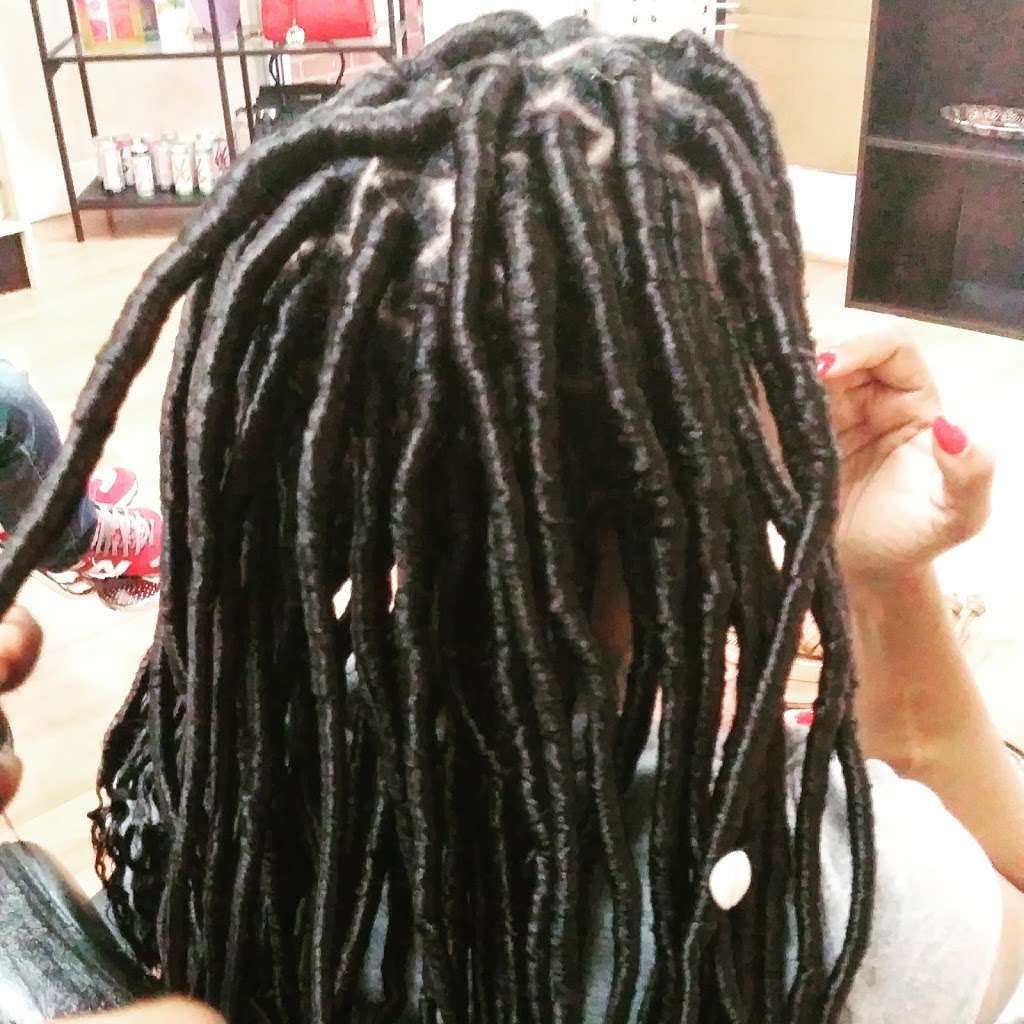 LA RACHIDA Hair Braiding and Weaving | 5006 Liberty Heights Ave, Baltimore, MD 21207 | Phone: (443) 763-9555