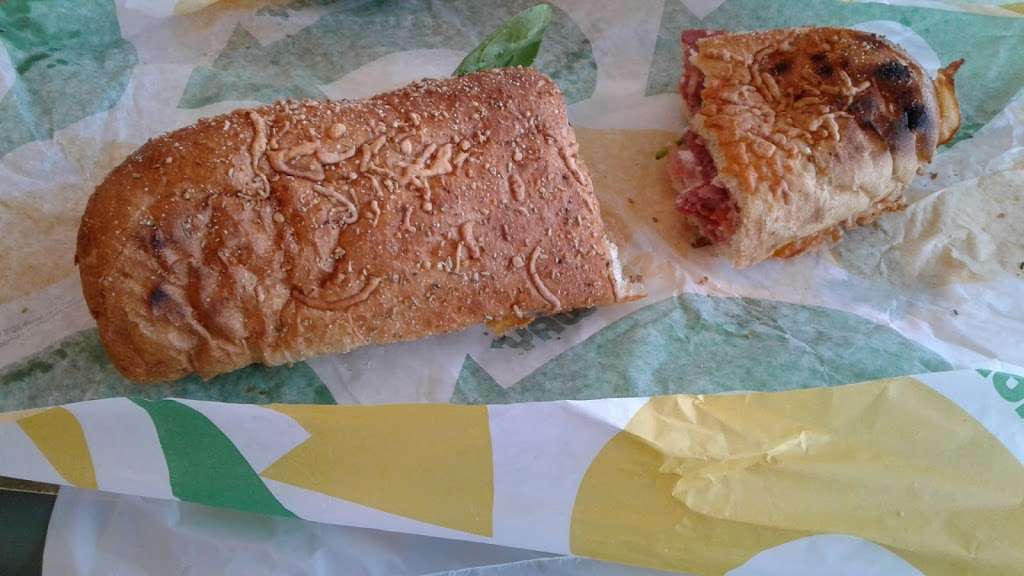 Subway Restaurants | 9421 Mesa Dr, Houston, TX 77028, USA | Phone: (713) 633-3132