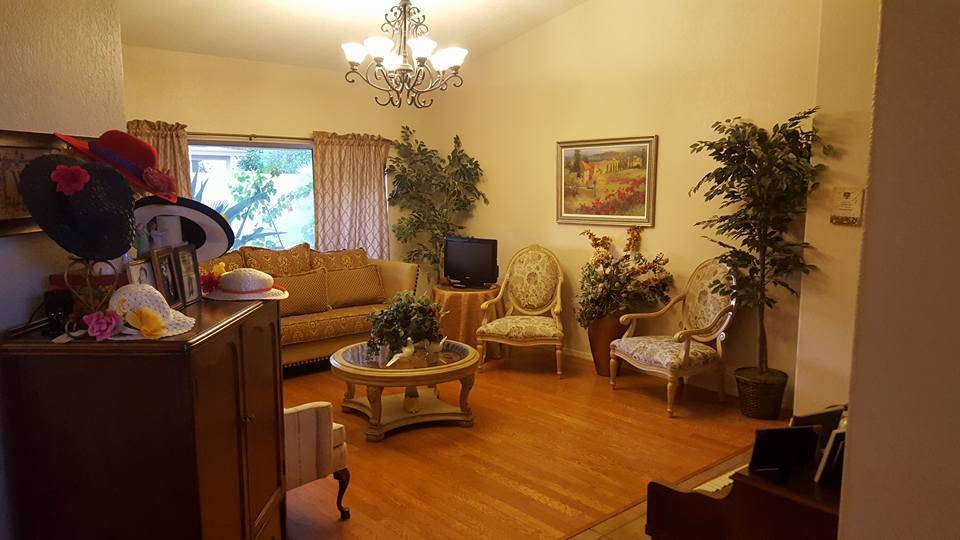 Madeira Villa Assisted Living | 3370 W Ironwood Dr, Chandler, AZ 85226, USA | Phone: (480) 241-6511