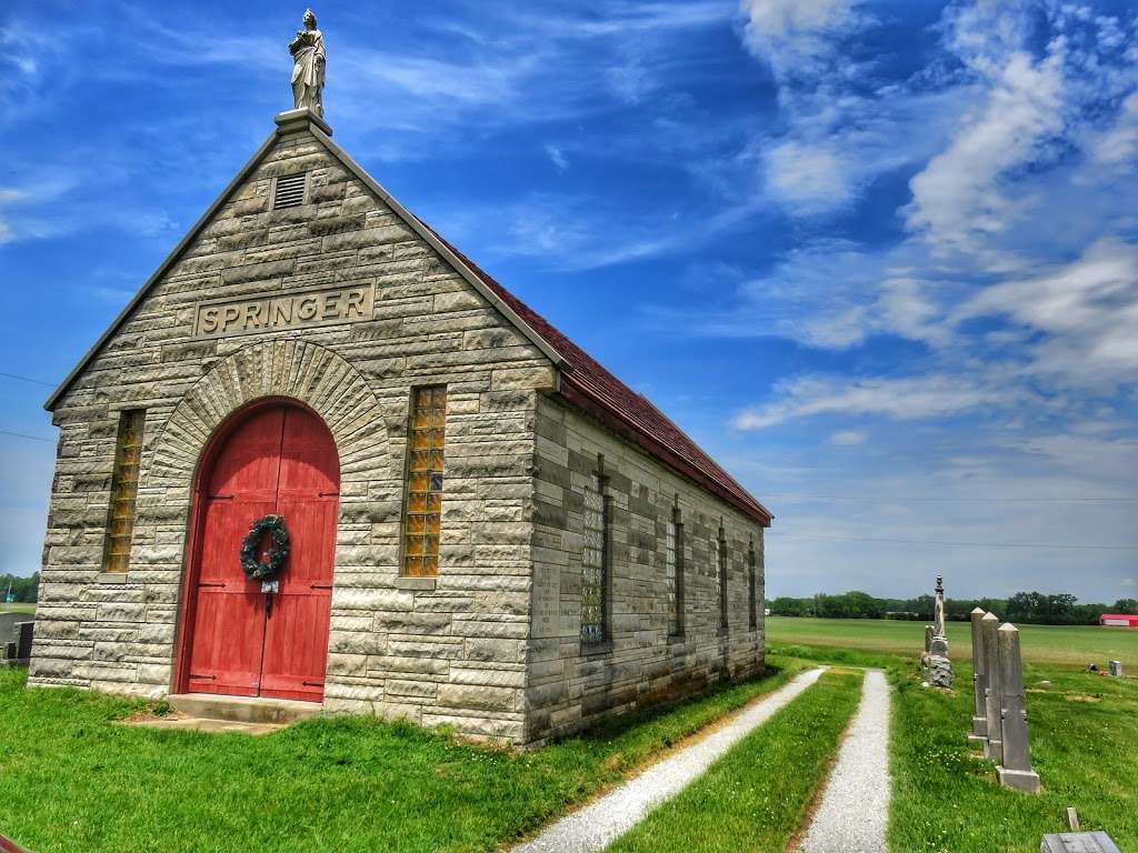 Springer Cemetery Chapel | 03-86-14-000-001.000-018, Columbus, IN 47201, USA