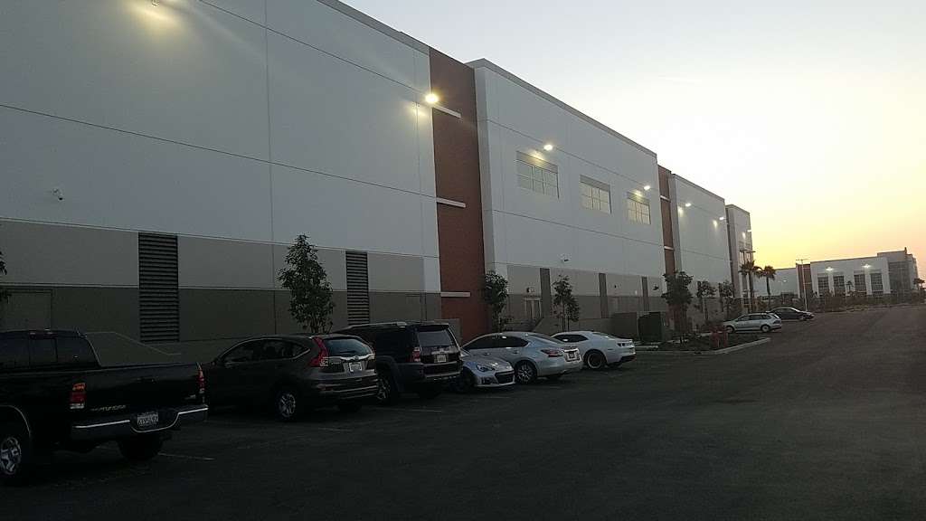 Best Buy Distribution Center | 1701 N Central Ave, Los Angeles, CA 90059, USA | Phone: (562) 443-9575