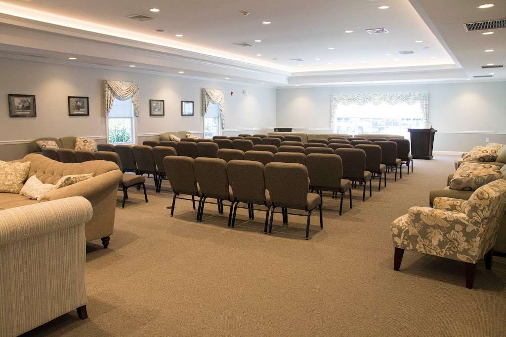 hotels near 2 chadsford ct, evesham township, nj 08053