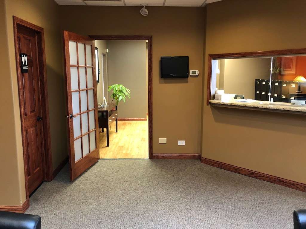 Downtown Tinley Dental: Tyler Markus DMD | 17859 Oak Park Ave, Tinley Park, IL 60477 | Phone: (708) 532-0091