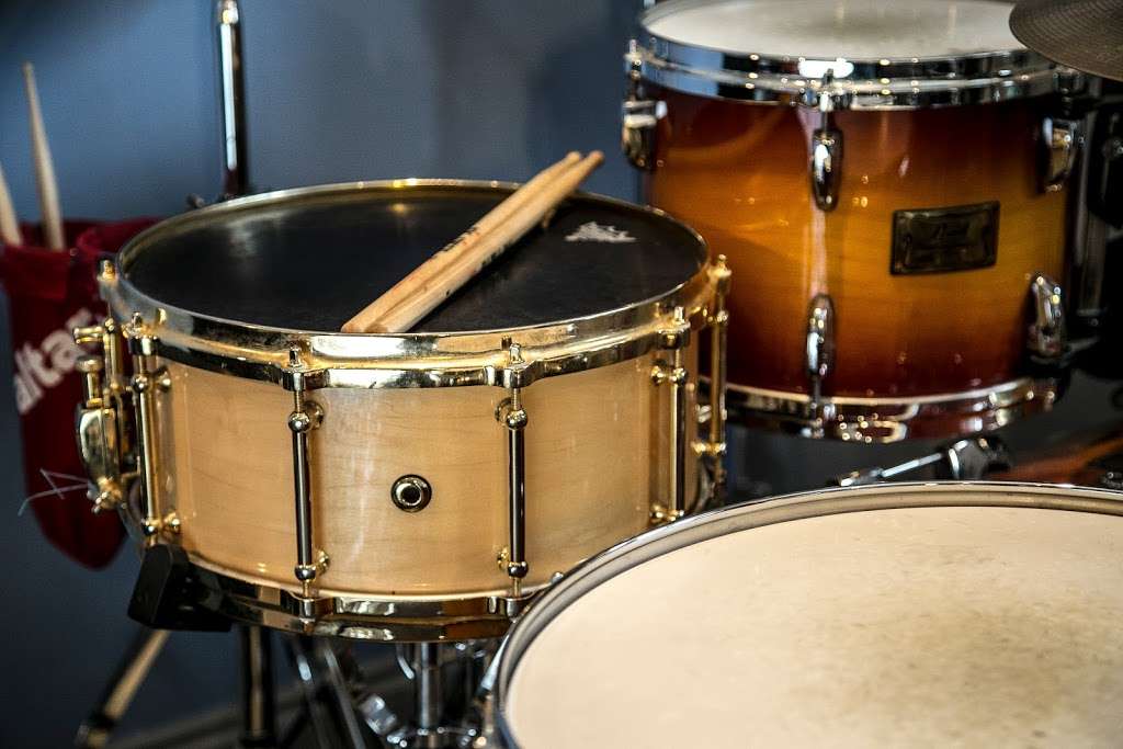 Alex Storksen-Coulson Drum Tuition | 19 Alexandra Grove, London N12 8HE, UK | Phone: 07737 723469