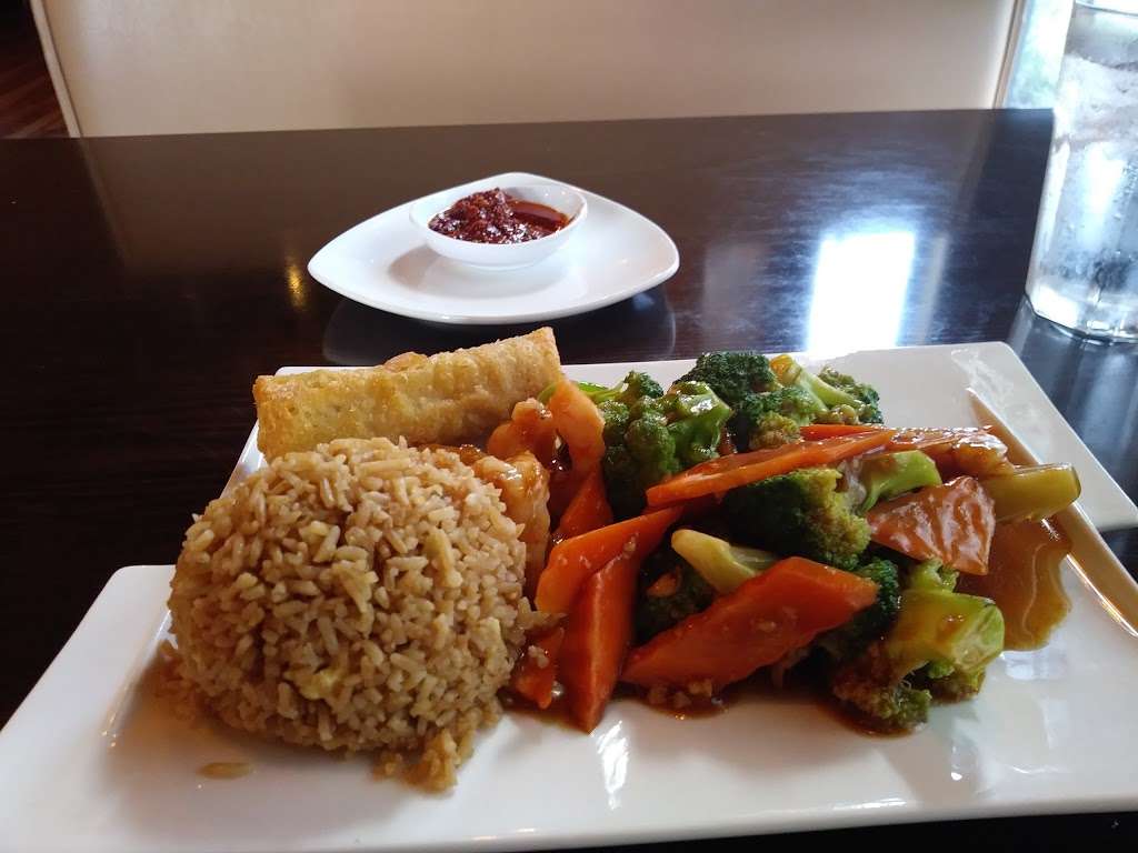 Tangs Kitchen | 2975 Kingsley Dr, Pearland, TX 77584, USA | Phone: (713) 340-3188