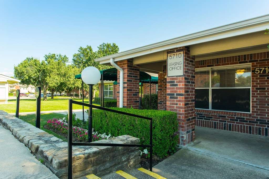 Saddletree Apartments | 5710 Duck Creek Dr, Garland, TX 75043, USA | Phone: (972) 240-1773