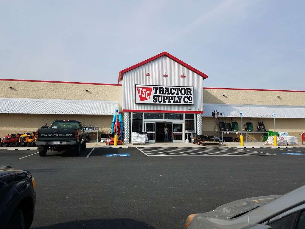 Tractor Supply Co. | 1008 Lancaster Pike, Quarryville, PA 17566, USA | Phone: (717) 284-2255