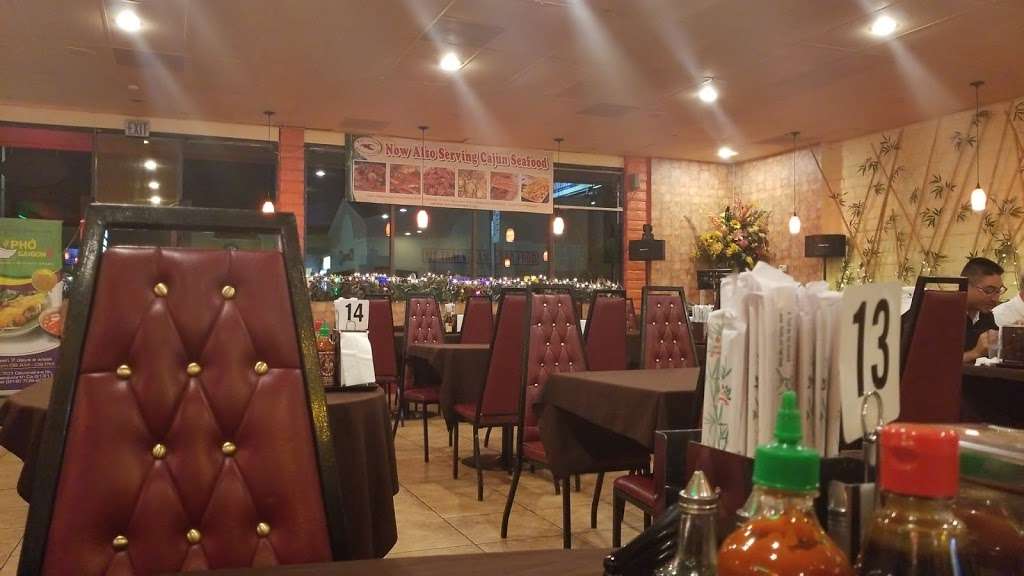 Pho Saigon 1 | 21701 Devonshire St A, Chatsworth, CA 91311, USA | Phone: (818) 709-2066